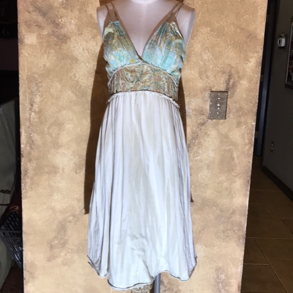 Language summer dress.